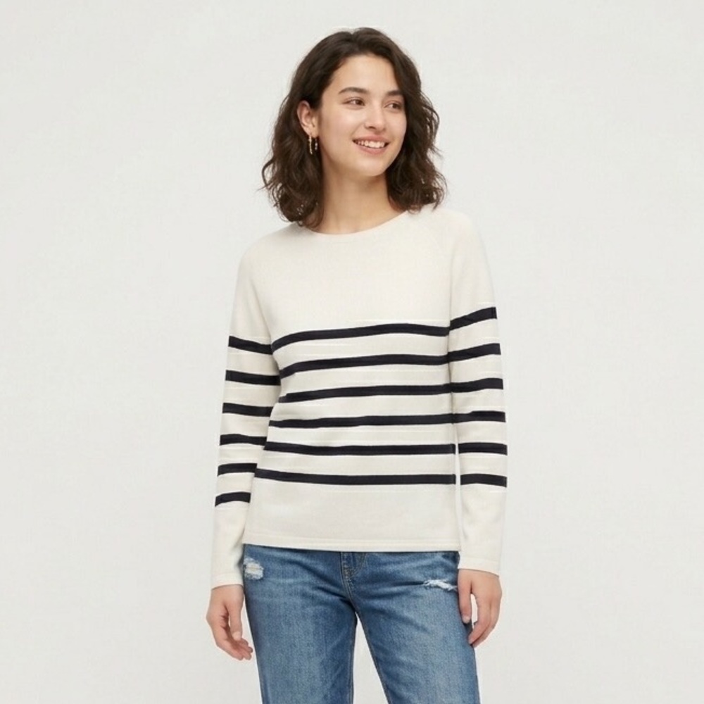 Uniqlo Seamless 3D Cotton Crew Neck Cream and Navy Striped Sweater Size L NWOT